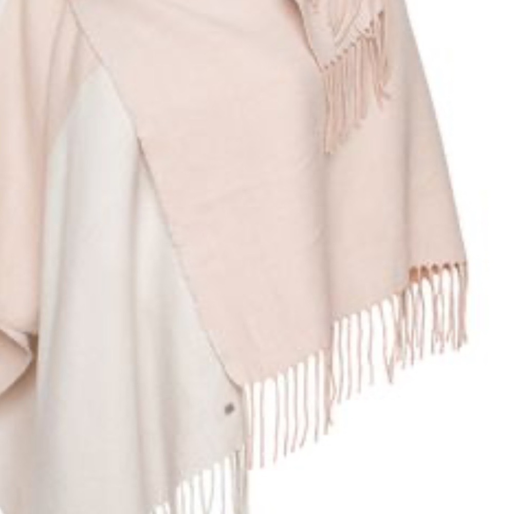 NEW SOIA & KYO Woven Scarfigan with Fringe - Picture 3 of 8